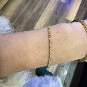 INCREDIBLE 18K Yellow Gold 1 carat diamond tennis bracelet, unbelievable